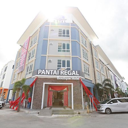 Pantai Regal Boutique Hotel Куантан Екстериор снимка
