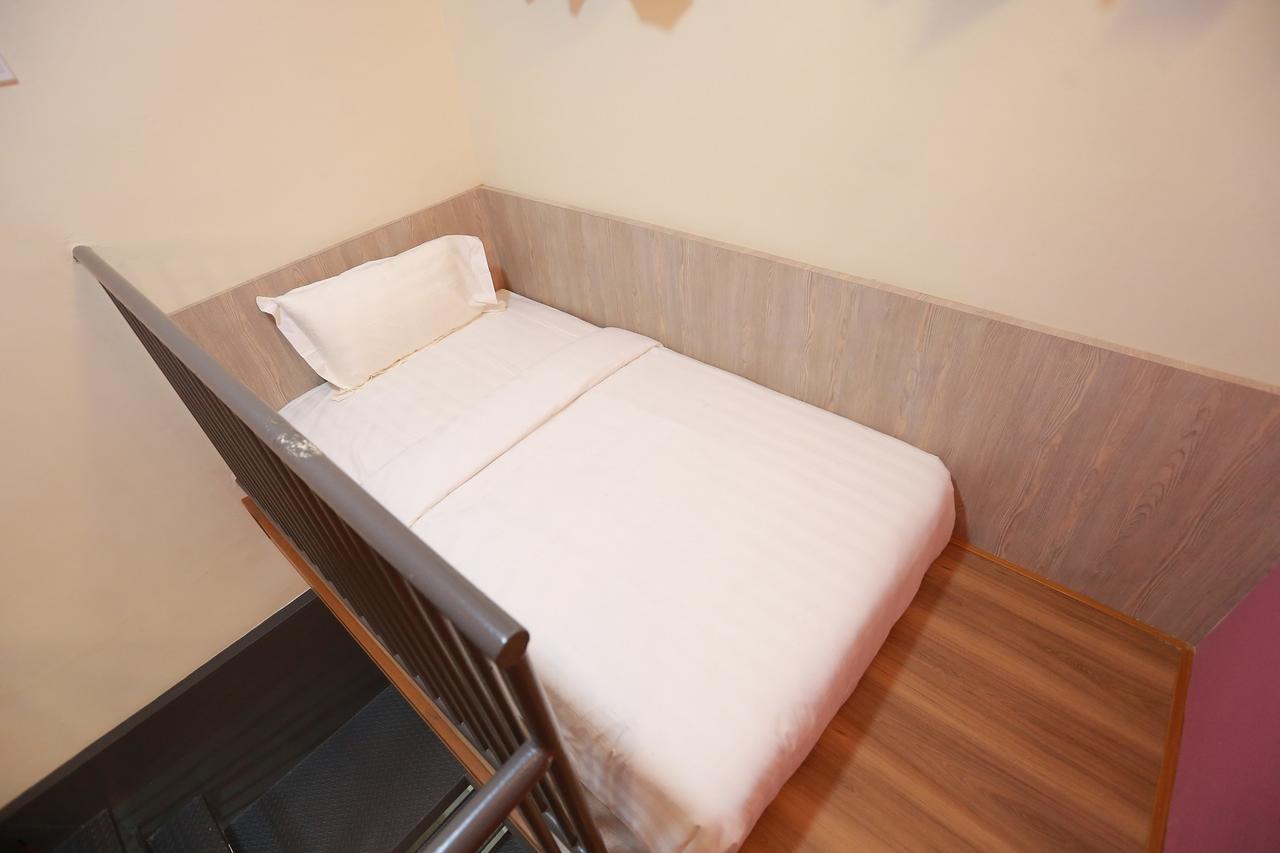 Pantai Regal Boutique Hotel Куантан Екстериор снимка